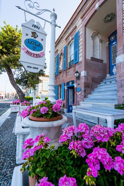 Lola 38 Hotel フォチャ エクステリア 写真